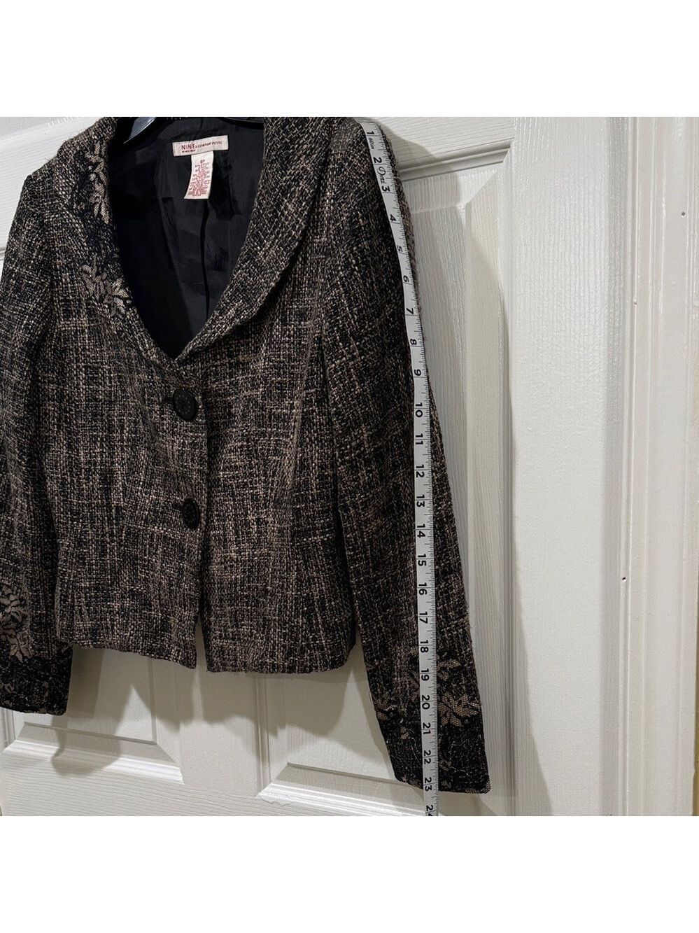 Nine & Company Petite 8P 2pc Tweed Skirt Suit Floral Lace Trim Notch Lapel - Picture 16 of 17